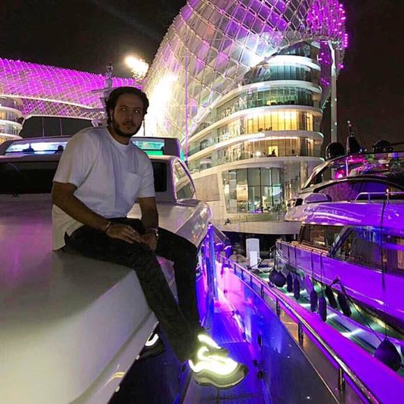 Meet your Posher, Mamoune - Picture 1 of 1